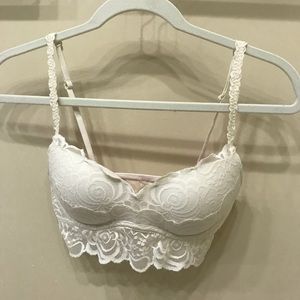 Lace padded bralette